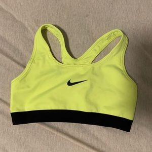 Dry- Fit nike sports bra